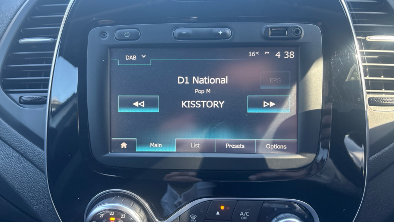 Renault Captur 0.9 TCE 90 Dynamique S Nav 5dr Petrol Hatchback